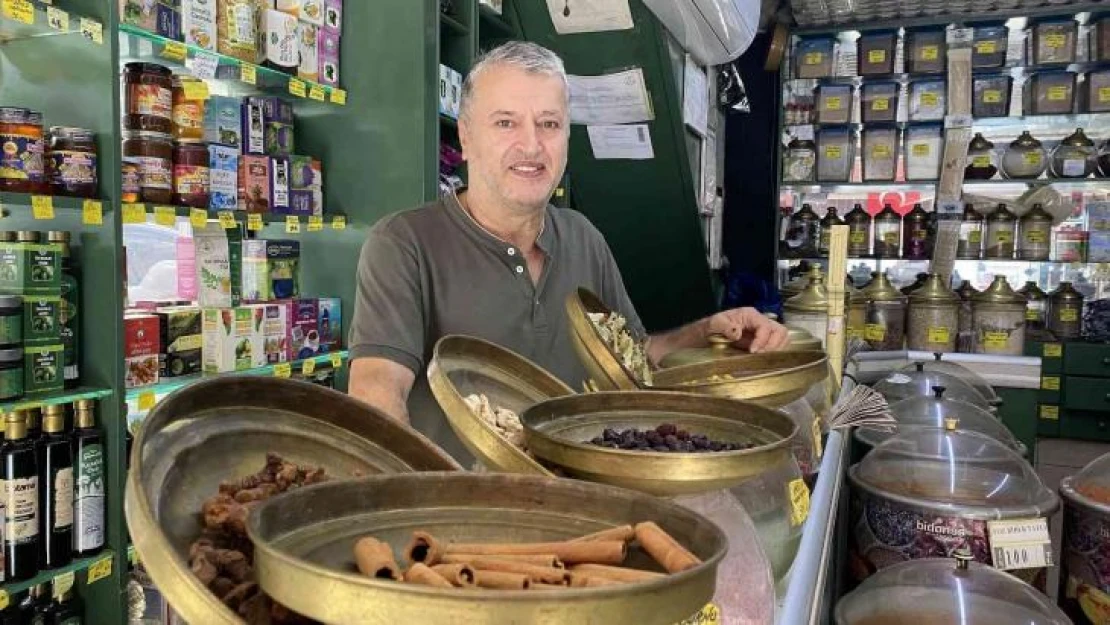 Aktarlarda kış hazırlığına başladı, bin bir derde deva kış çayı vatandaşları bekliyor