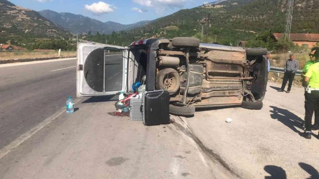 Amasya'da araç devrildi: Aynı aileden 1 ölü, 4 yaralı