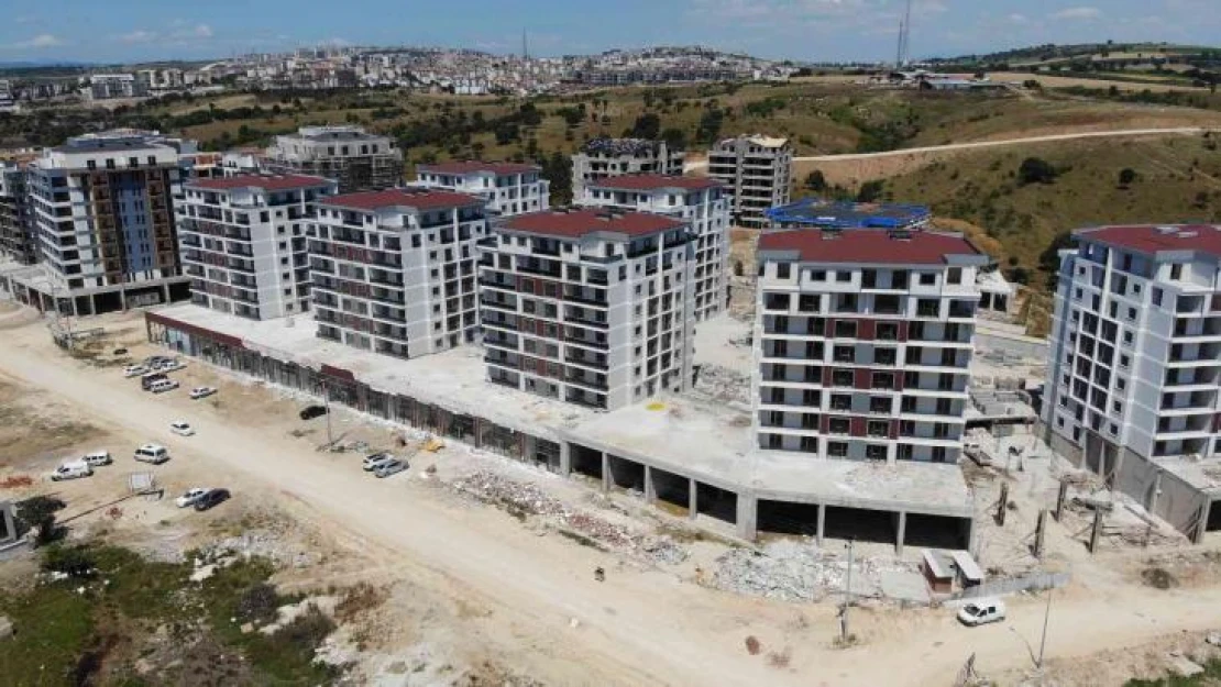 Aynı daireyi 2 kişiye satmışlar