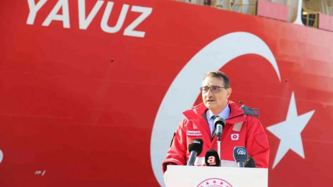 Bakan Dönmez, Yavuz Sondaj Gemisi'ni yeni görevine uğurladı