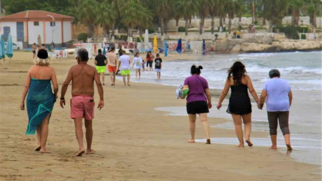 Bayram tatili turizmin gözde mekanı Kızkalesi'ni canlandırdı
