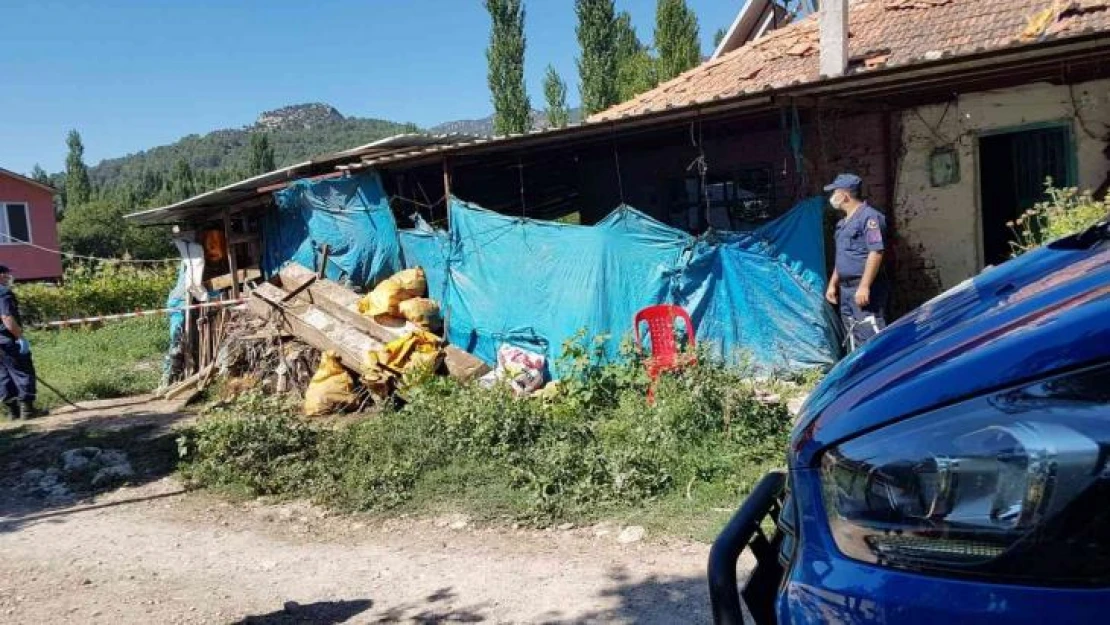 Burdur'da genç kadın, ahırda ölü bulundu