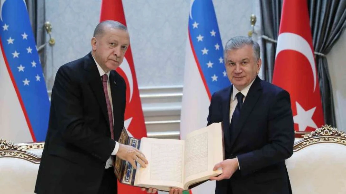 Cumhurbaşkanı Erdoğan ile Özbekistan Cumhurbaşkanı Mirziyoyev heyetler arası görüşme gerçekleştirdi