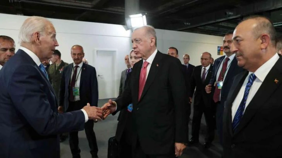 Cumhurbaşkanı Erdoğan ve ABD Başkanı Biden'den ayaküstü sohbet