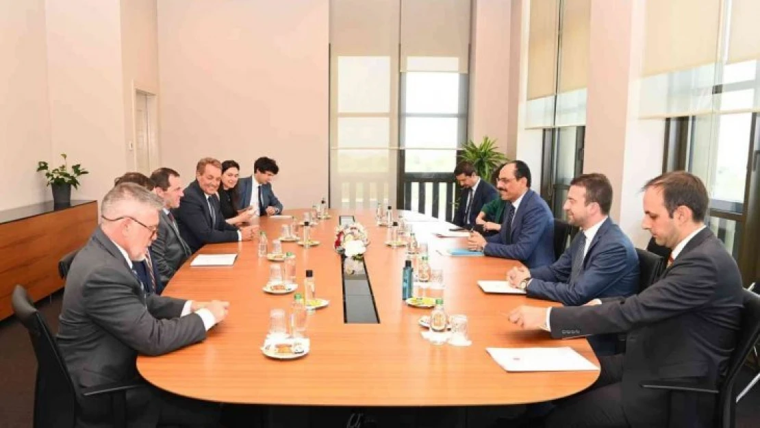 Cumhurbaşkanlığı Sözcüsü Kalın, ABD Temsilciler Meclisi Üyesi Crow'u kabul etti