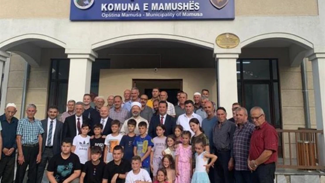 Diyanet İşleri Başkanı Erbaş, Kosova'daki tek Türk belediyesini ziyaret etti