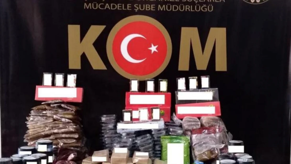 Gaziantep'te 134 kilogram kaçak nargile tütünü ele geçirildi