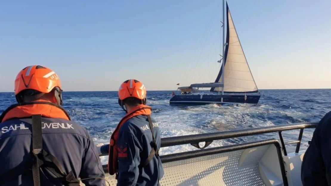 İzmir'de 4 göçmen kaçakçılığı şüphelisi tutuklandı