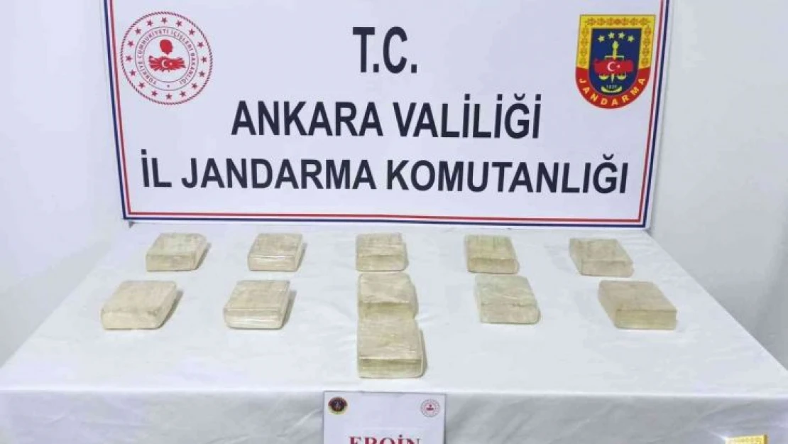 Jandarmanın operasyonlarında 5 kilo 500 gram eroin ele geçirildi