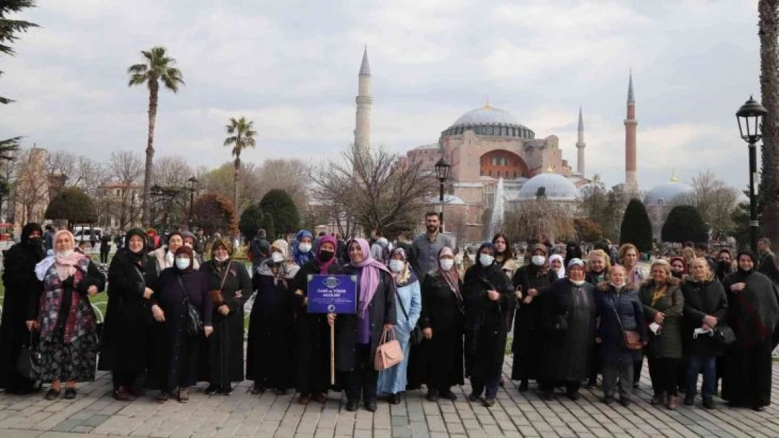 Kartal Belediyesi'nin düzenlediği 'Ramazan Ayı İnanç Turları' başladı