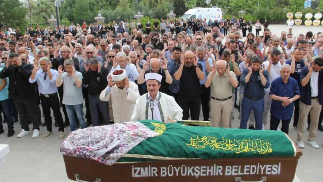 Kazada ölen gıda mühendisi Öykü Su son yolcuğuna uğurlandı