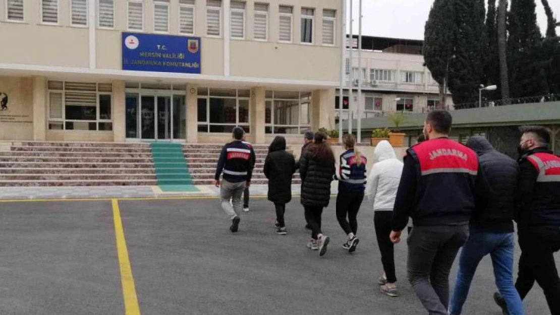 Mersin'de sosyal medya dolandırıcılarına operasyon: 8 gözaltı