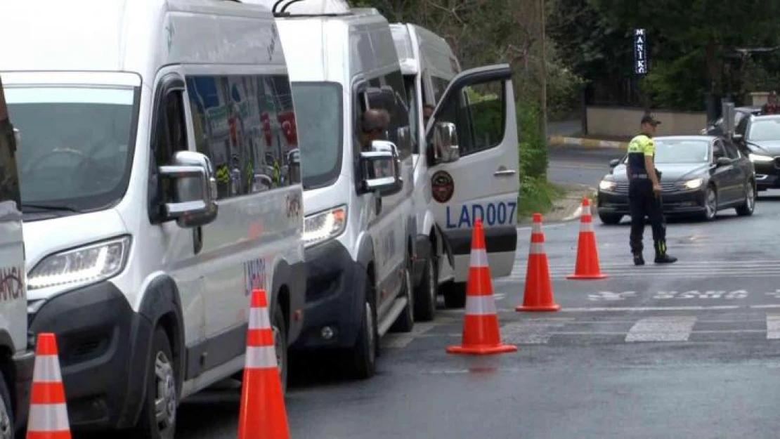 Sarıyer'de jandarmadan okul servisi denetimi