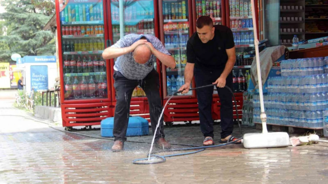 Sivas'ta son asrın en sıcak 3 Eylül'ü yaşandı