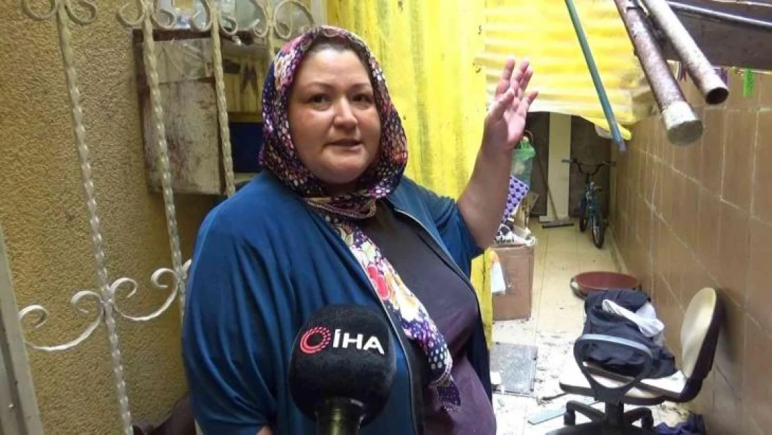 Sultangazi'de polisten kaçarken 10 metreden evin bahçesine düştüler