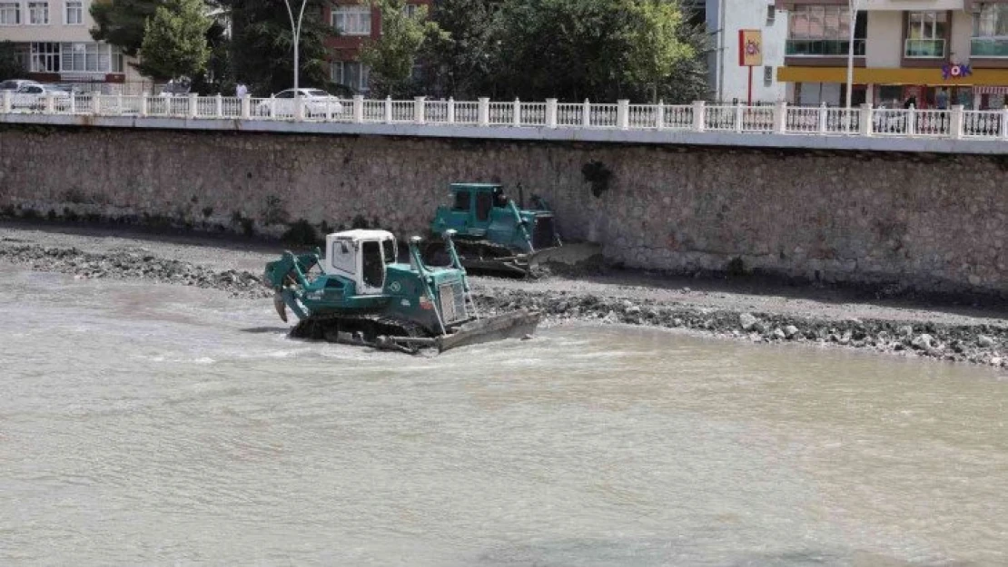 Yeşilırmak'ın ıslah çalışmaları başladı