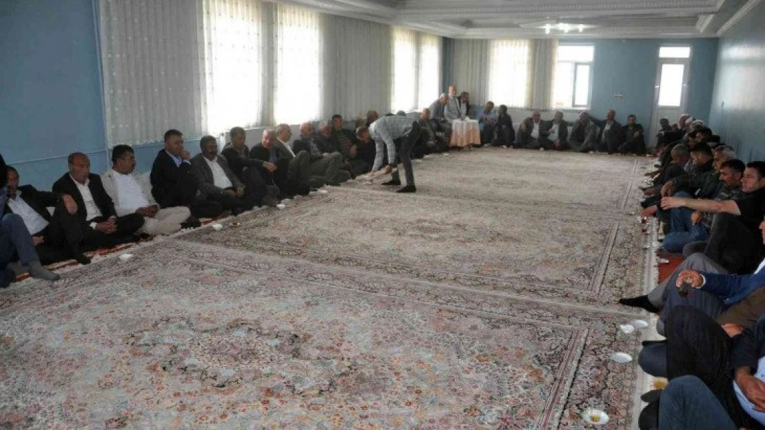 Yüksekova'da iki aile arasındaki husumet barışla sonlandı