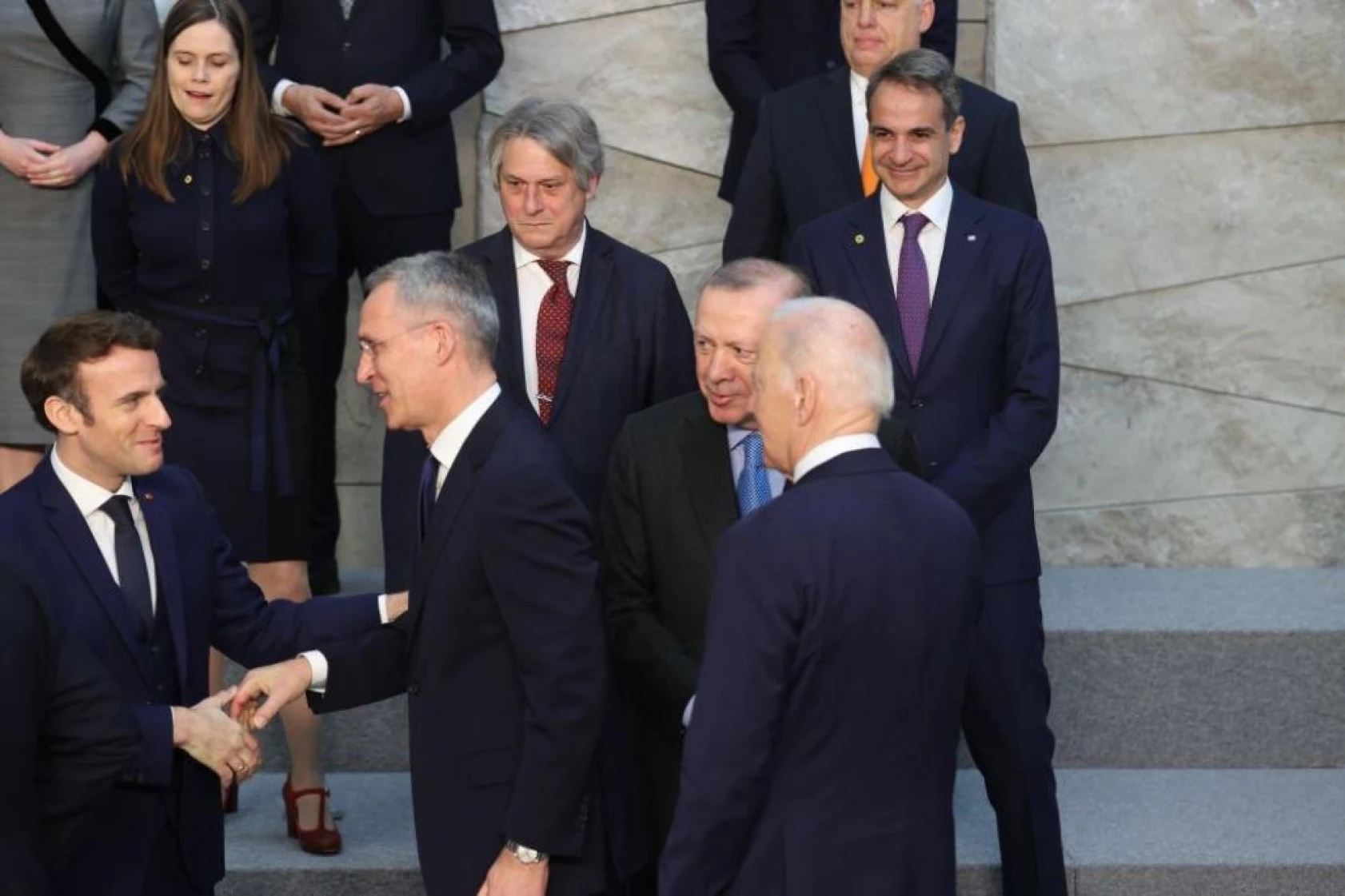 Erdoğan, NATO Liderler Zirvesi'nde aile fotoğrafı çekimine katıldı