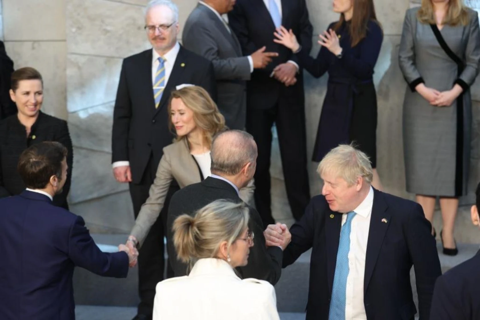 Erdoğan, NATO Liderler Zirvesi'nde aile fotoğrafı çekimine katıldı