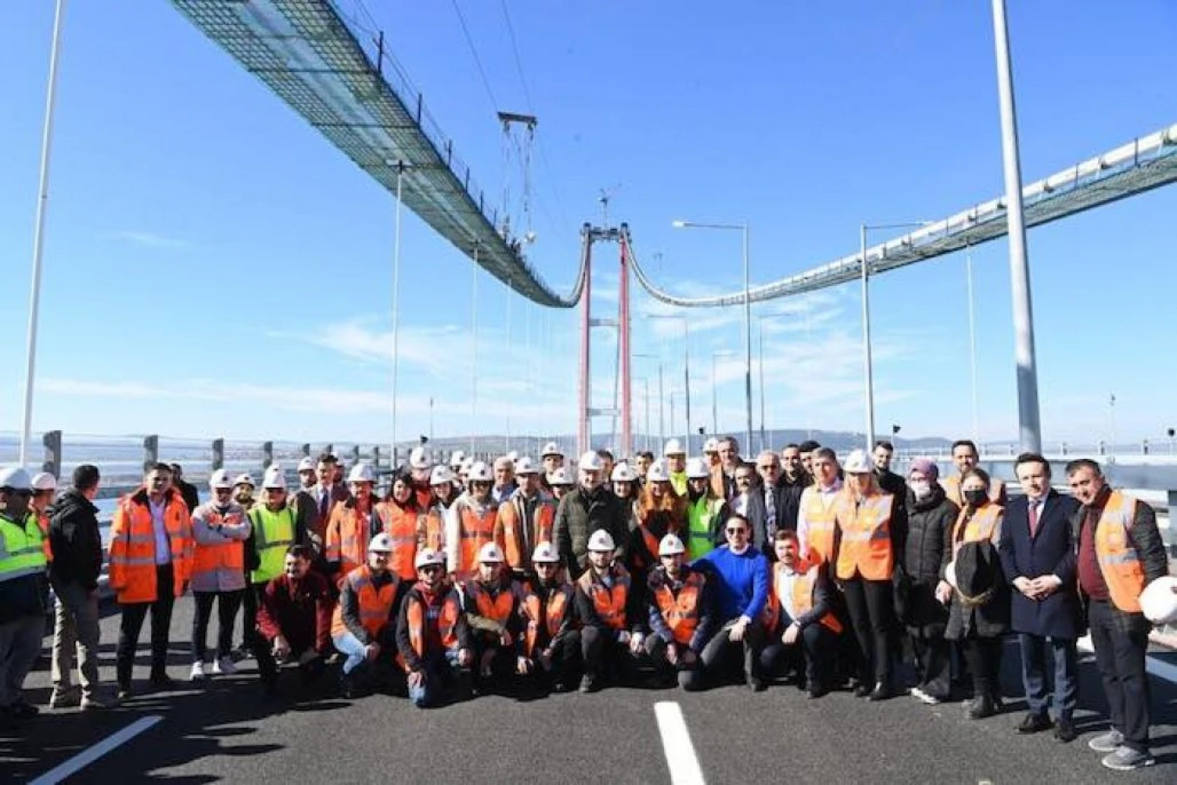 Çanakkale Boğazı gerdanlığına kavuştu