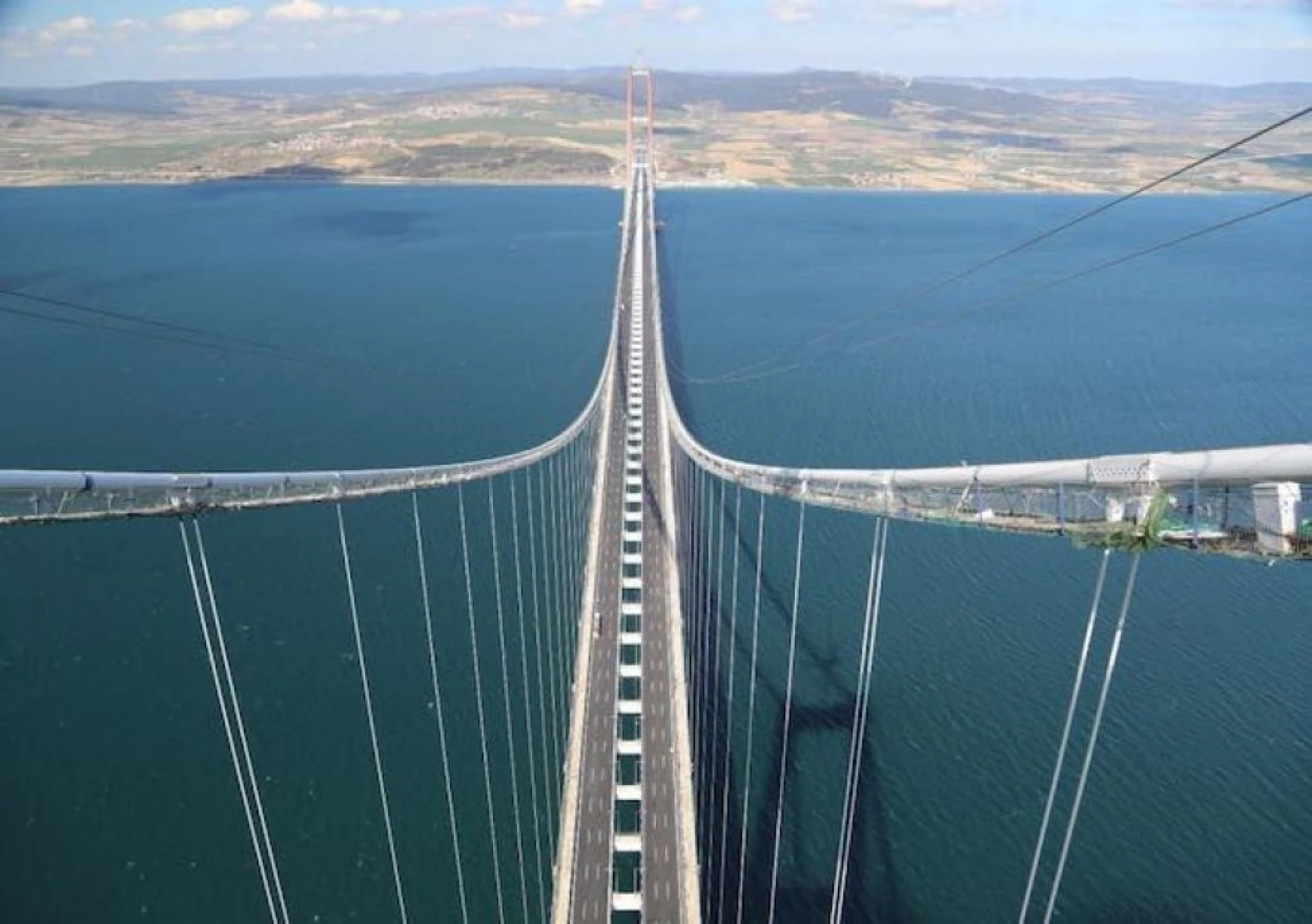 Çanakkale Boğazı gerdanlığına kavuştu