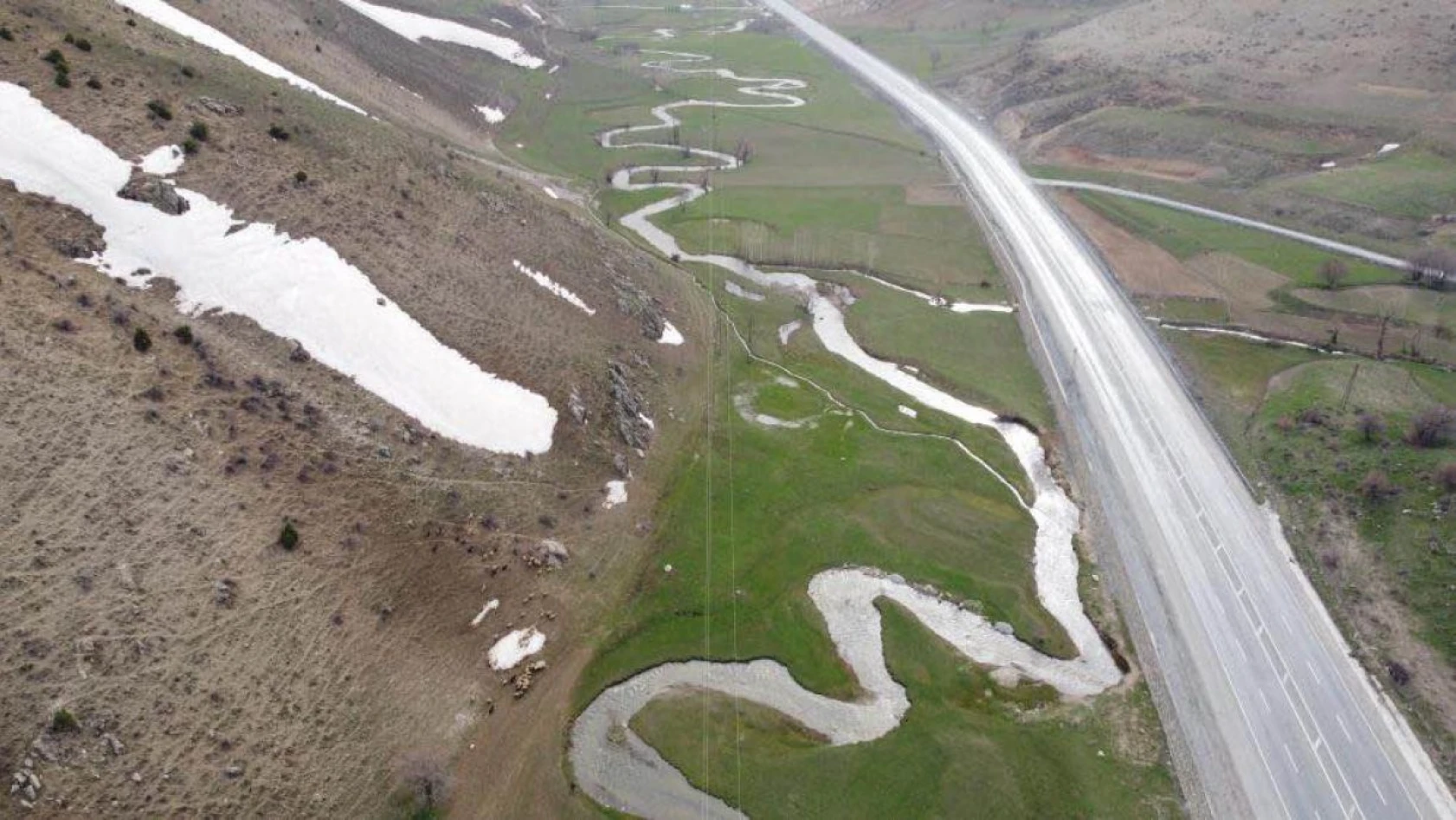 Mendereslerin ilkbahar ve kış güzelliği