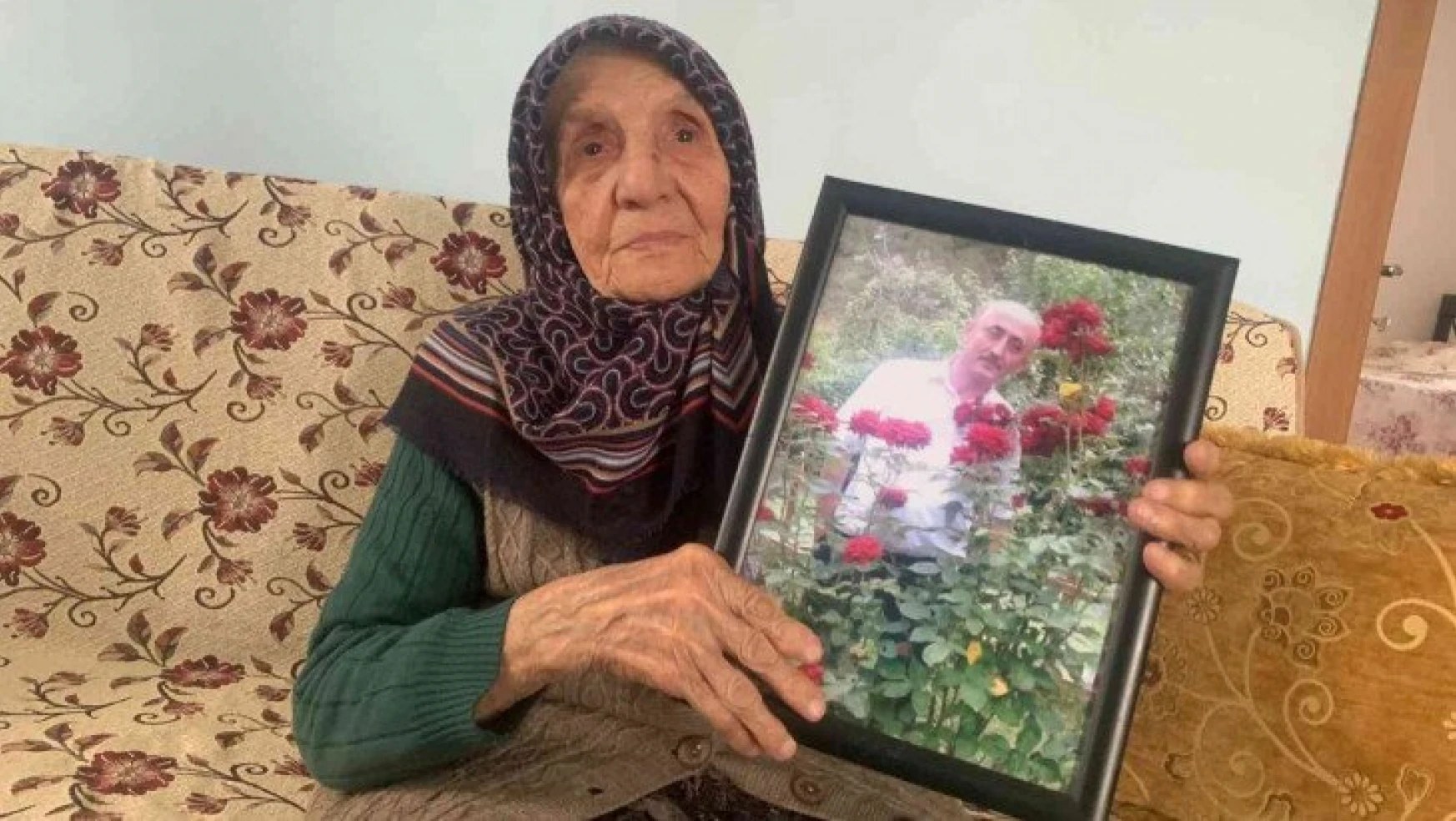 15 Temmuz'da 2 oğlunu ve damadını şehit veren 96 yaşındaki Kızılcahamamlı Muzaffer Gülşen ninenin gözyaşları dinmiyor