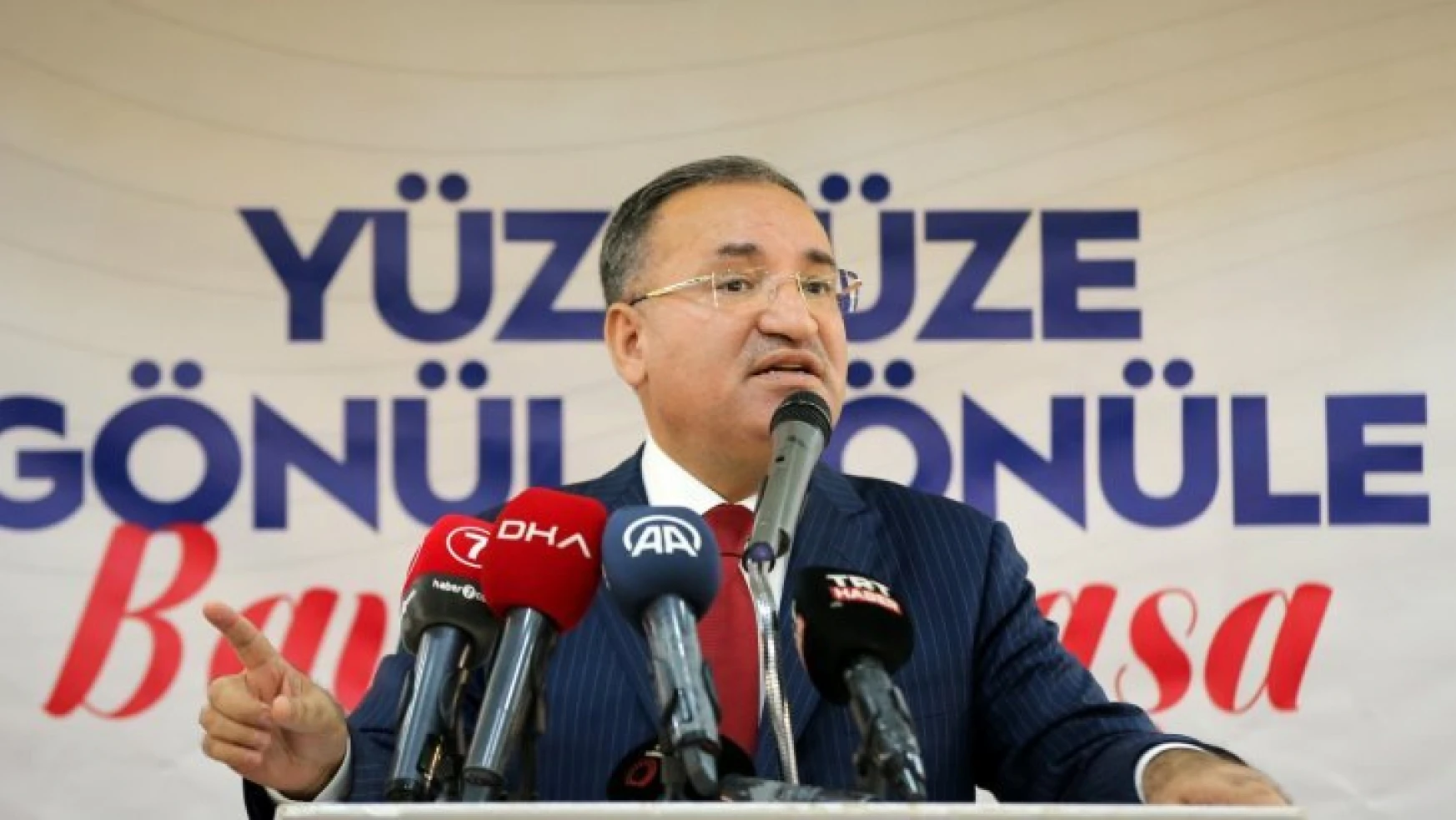 Adalet Bakanı Bekir Bozdağ'dan 6'lı masa eleştirisi
