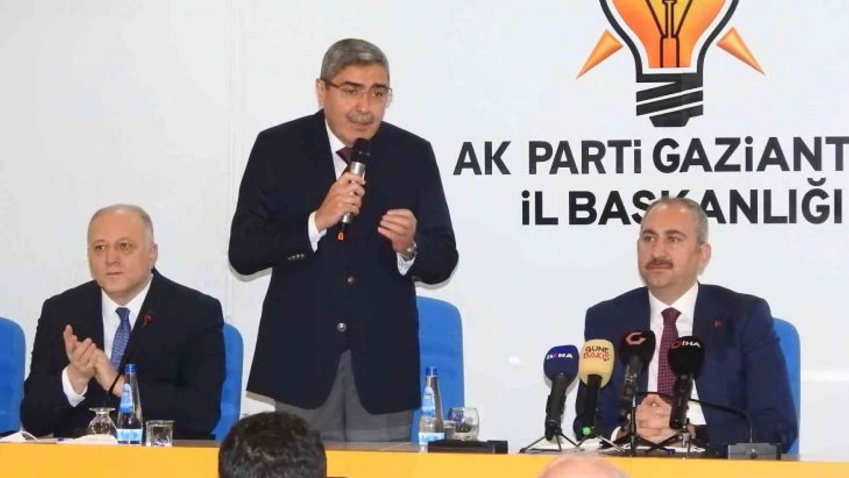 Adalet Eski Bakanı Abdulhamit Gül'den makam değerlendirmesi