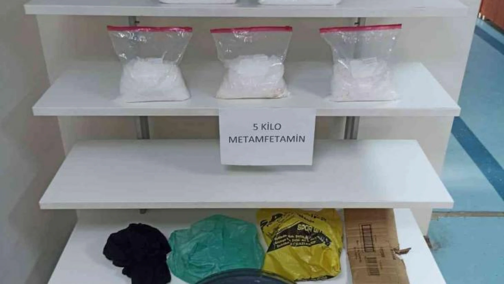 Adana'da 5 kilo metamfetamin ele geçirildi