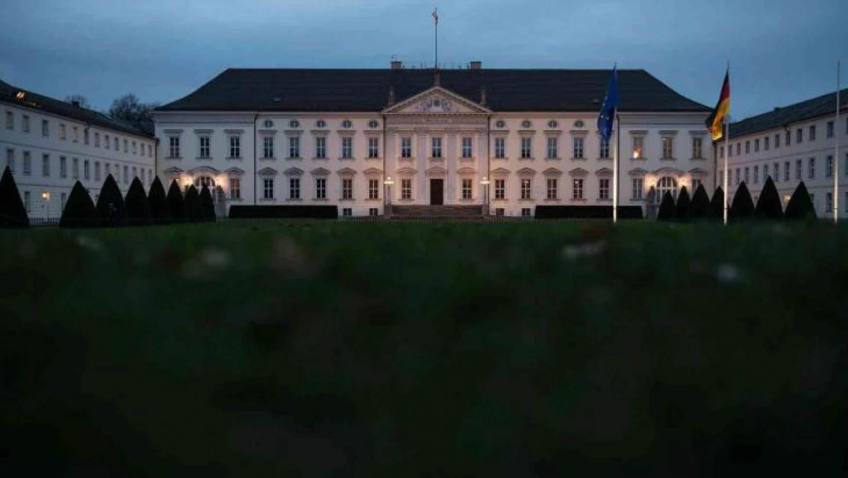 Almanya'da Cumhurbaşkanlığı Sarayı'nın ışıkları tasarruf için söndürülecek