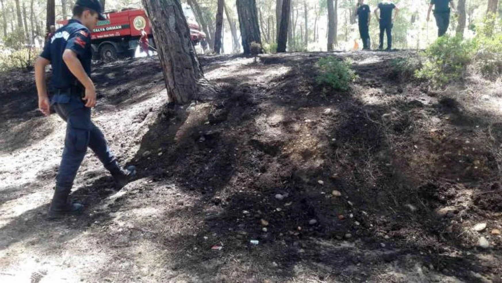 Antalya'da ormanlık alanda çıkan yangında kibrit kutuları bulundu