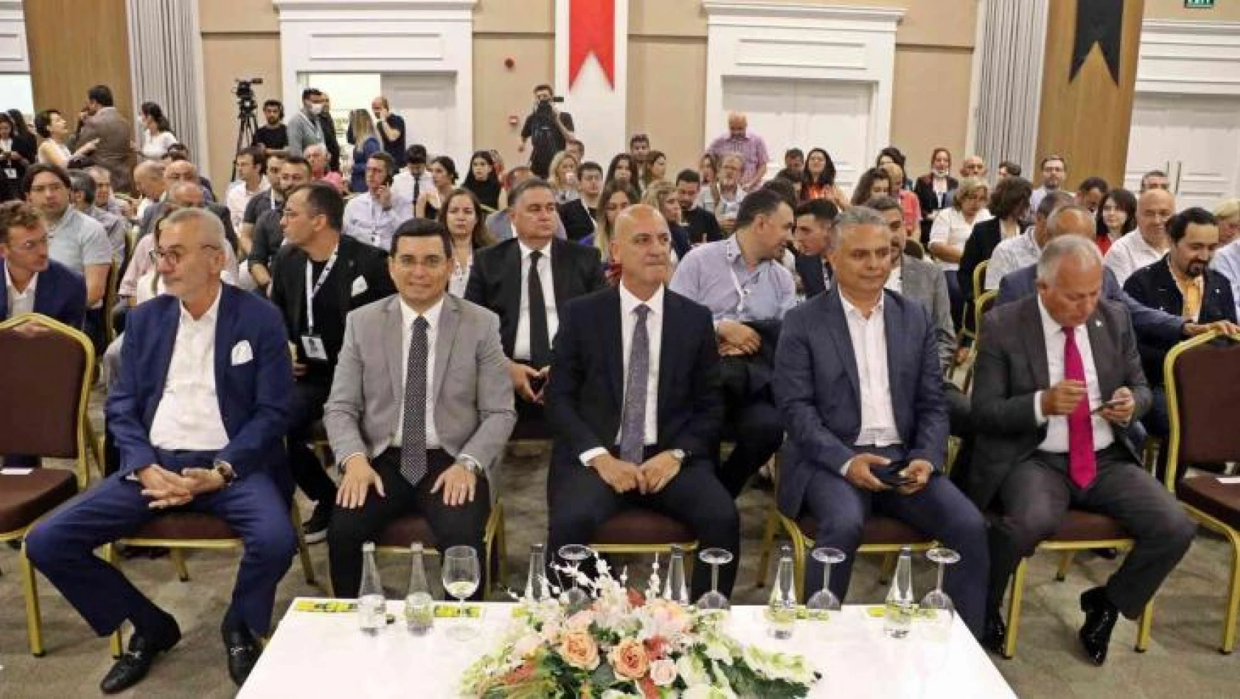 Antalya OSB'de Ar-Ge ve İnovasyon Proje Pazarı açıldı