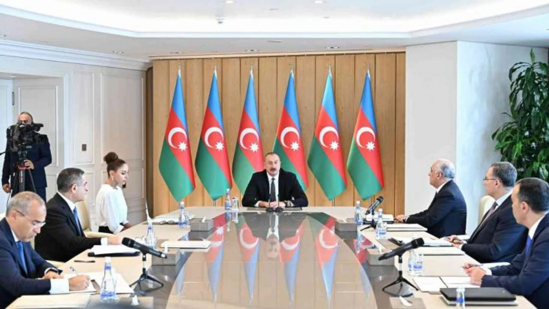 Azerbaycan Cumhurbaşkanı Aliyev, Rusya'yı Ermenistan'a baskı uygulamamakla suçladı