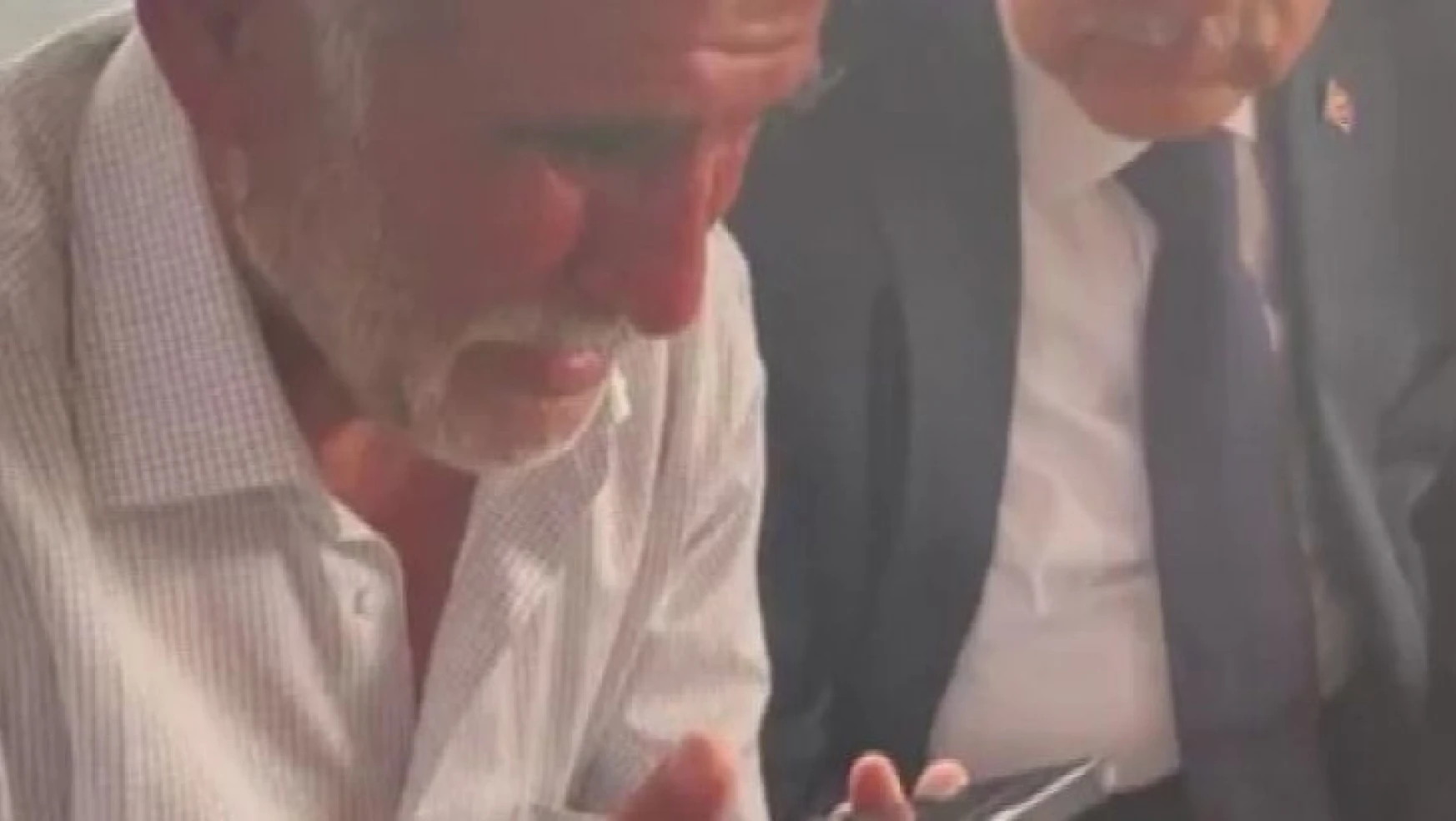 Cumhurbaşkanı Erdoğan şehidin babasıyla telefonda görüştü
