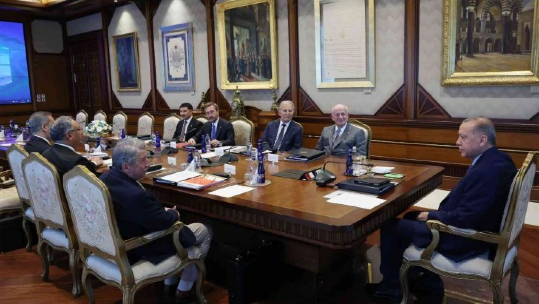 Cumhurbaşkanlığı Yüksek İstişare Kurulu, Cumhurbaşkanı Recep Tayyip Erdoğan başkanlığında Beştepe'de toplandı.