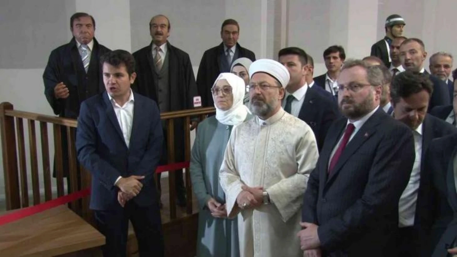 Diyanet İşleri Başkanı Erbaş, 81 İl Müftüsüyle birlikte Demokrasi ve Özgürlükler Adası'nı ziyaret etti