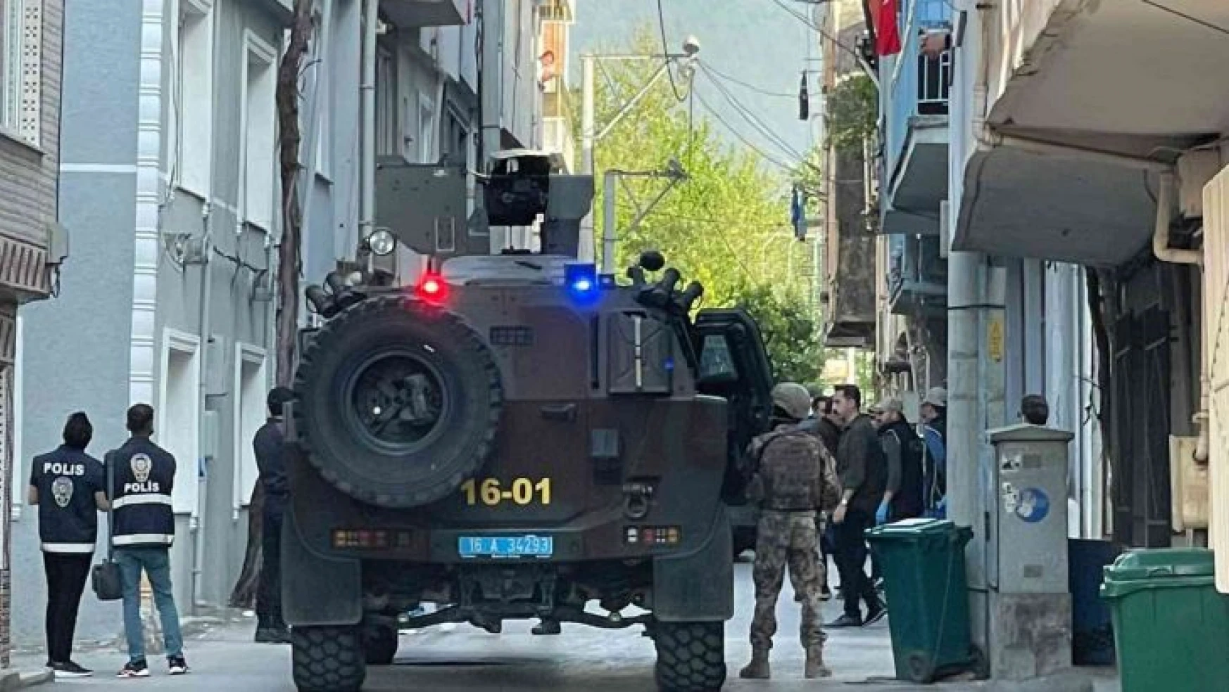 (Düzeltme) Bursa'da terör operasyonu