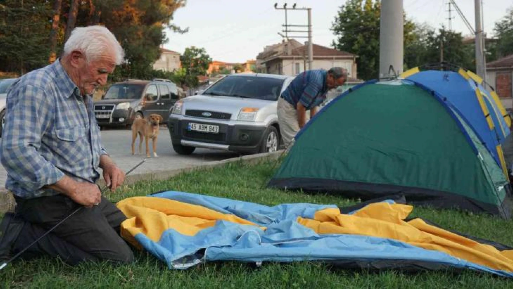 Edirne'de Kırkpınar için çadırda konaklayan vatandaşlara zabıta engeli