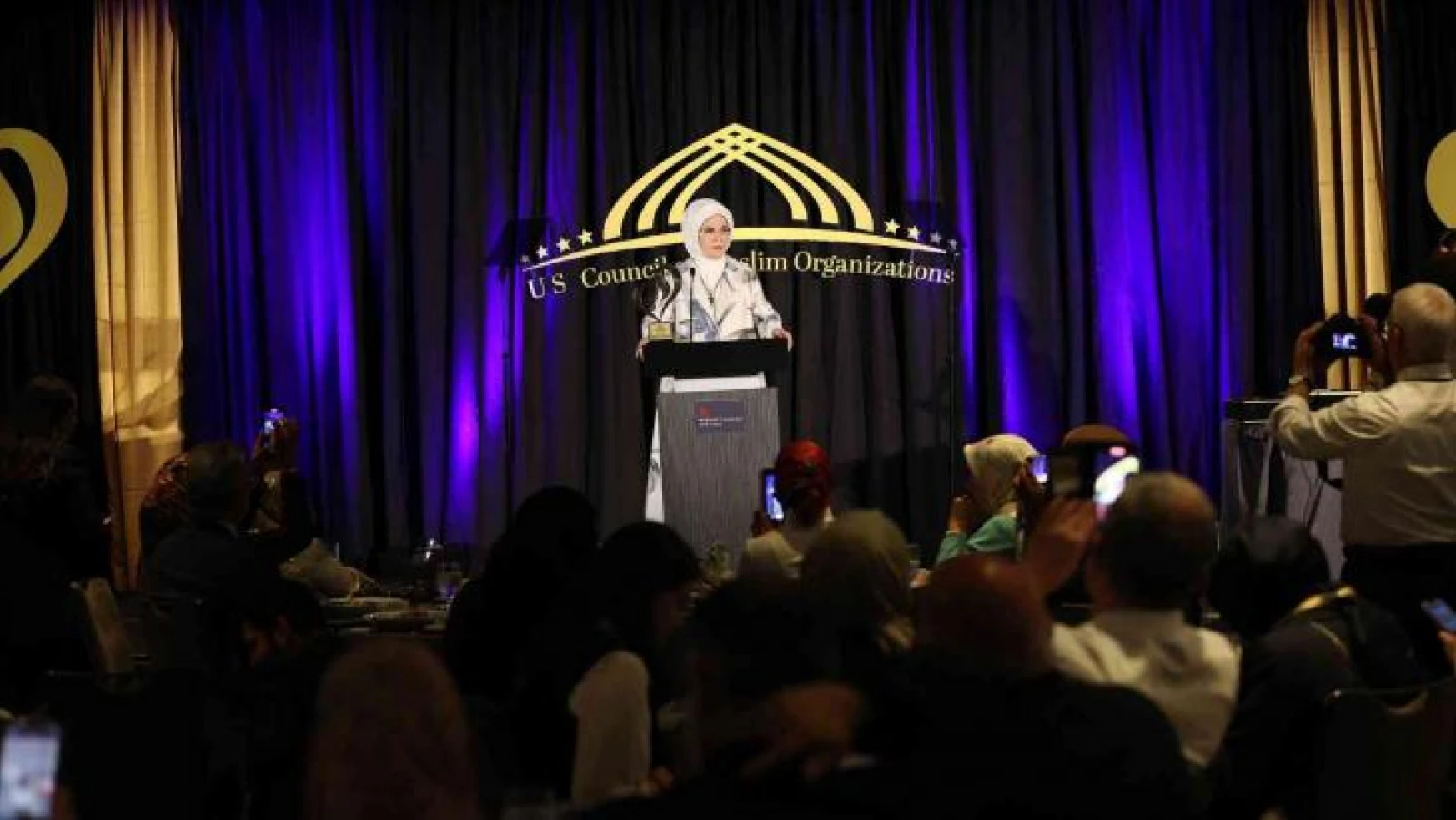 Emine Erdoğan'a ABD'de 'Uluslararası Müslüman Kadınlar Başarı ve Topluma Katkı Ödülü'