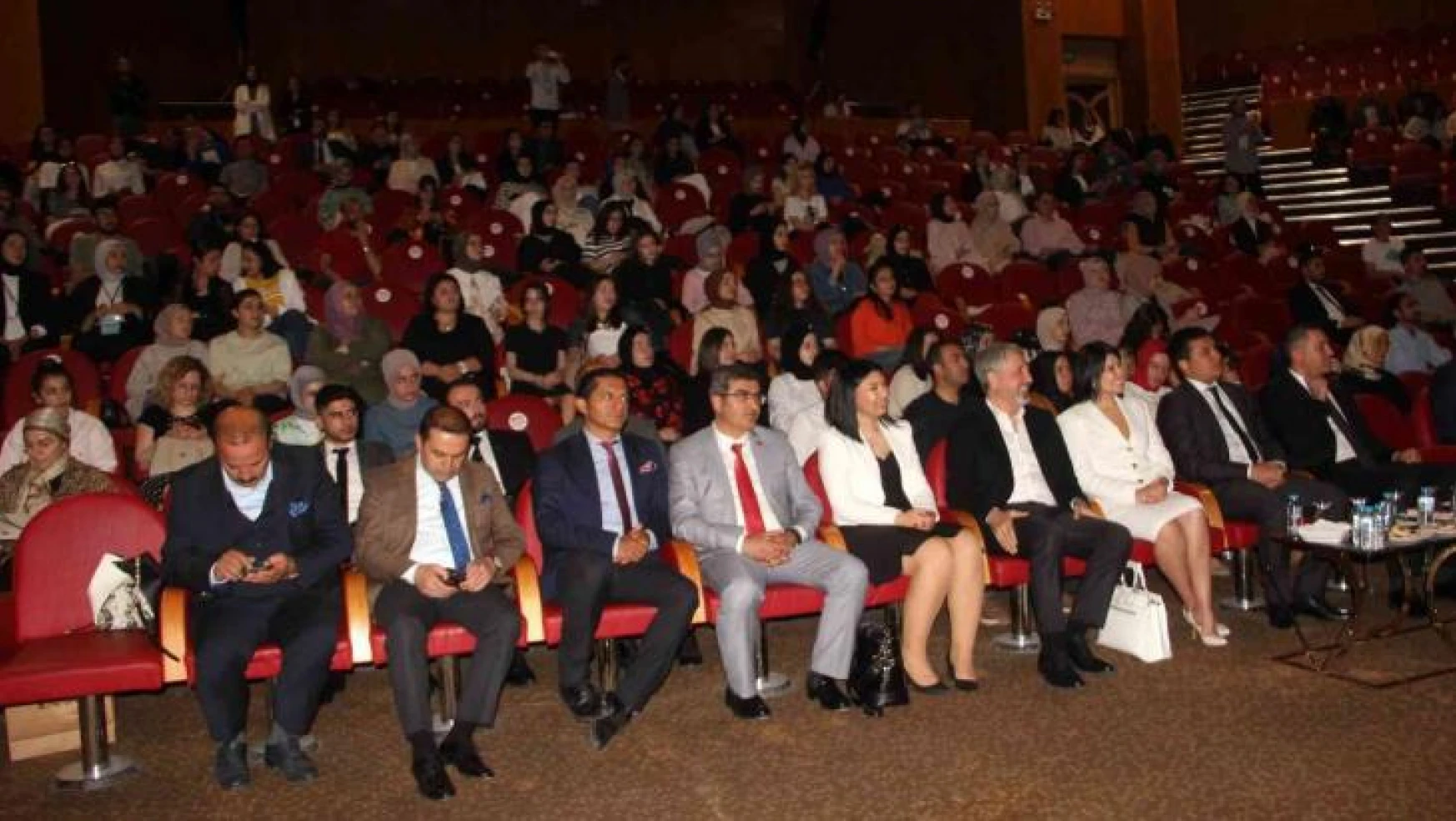 Erzurum'da 'Çocuk İstismarı ile Mücadele' konferansı düzenlendi