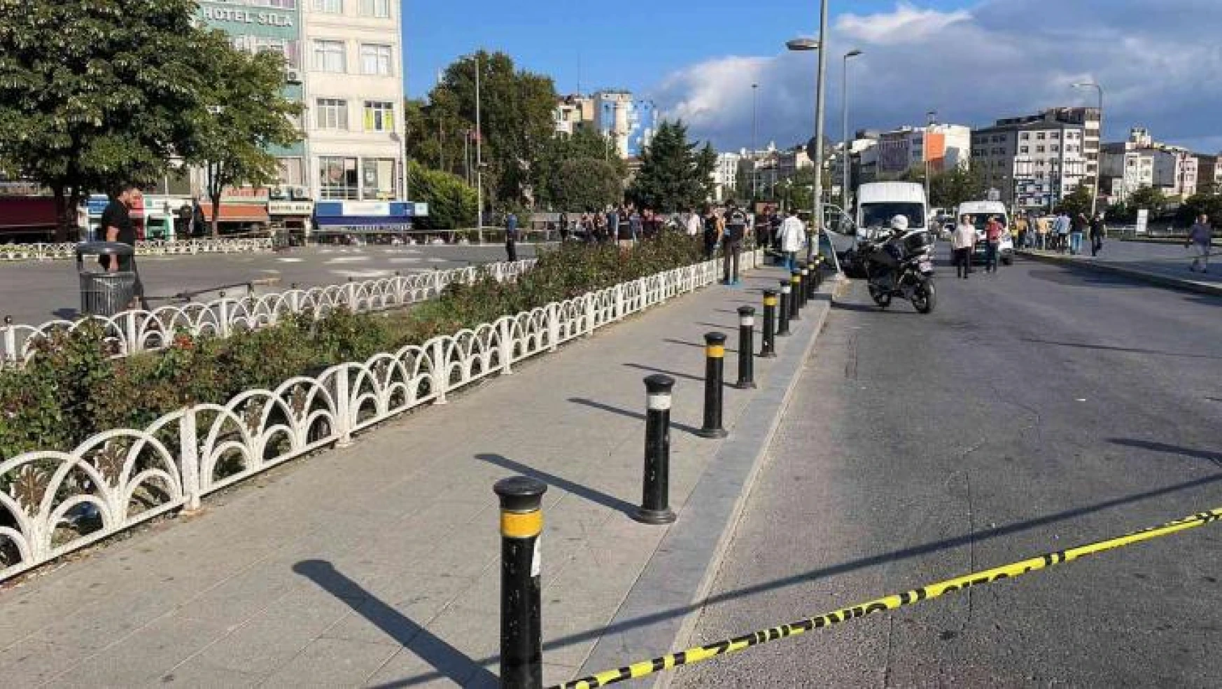 Fatih'te doldur boşalt yapan polis meslektaşını vurdu