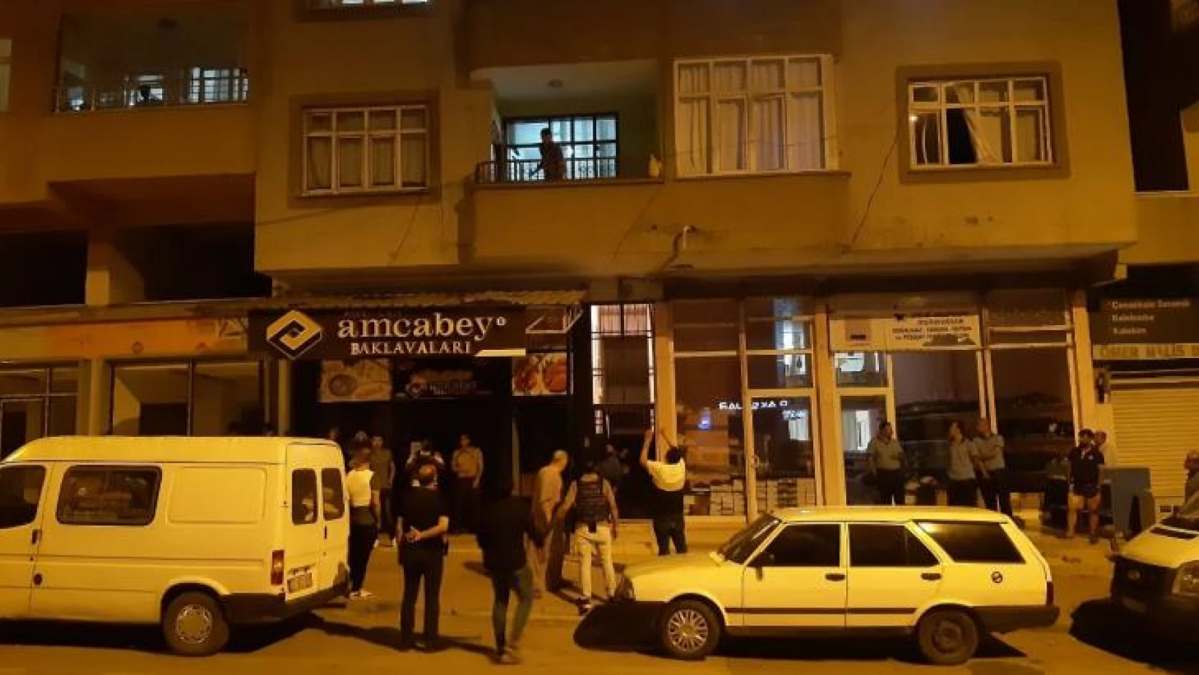 Gaziantep'te ailesini rehin alan şahıs polise teslim oldu