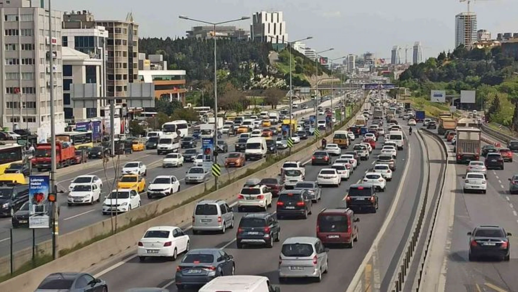 İstanbul'da bayram öncesinde trafik yoğunluğu