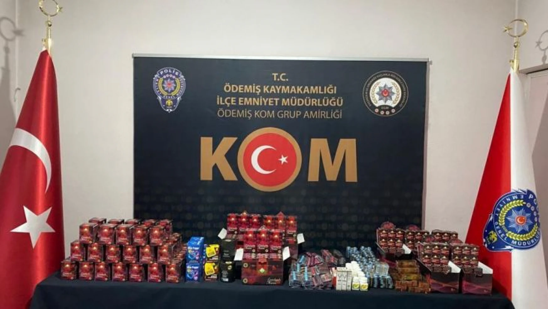 İzmir'de cinsel içerikli ürün operasyonu