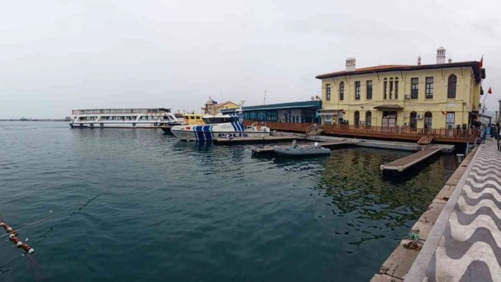 İzmir'de deniz ulaşımı normal seyrinde sürüyor