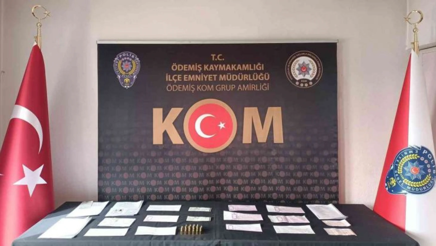 İzmir'de tefeci çetesine baskın: 3 gözaltı
