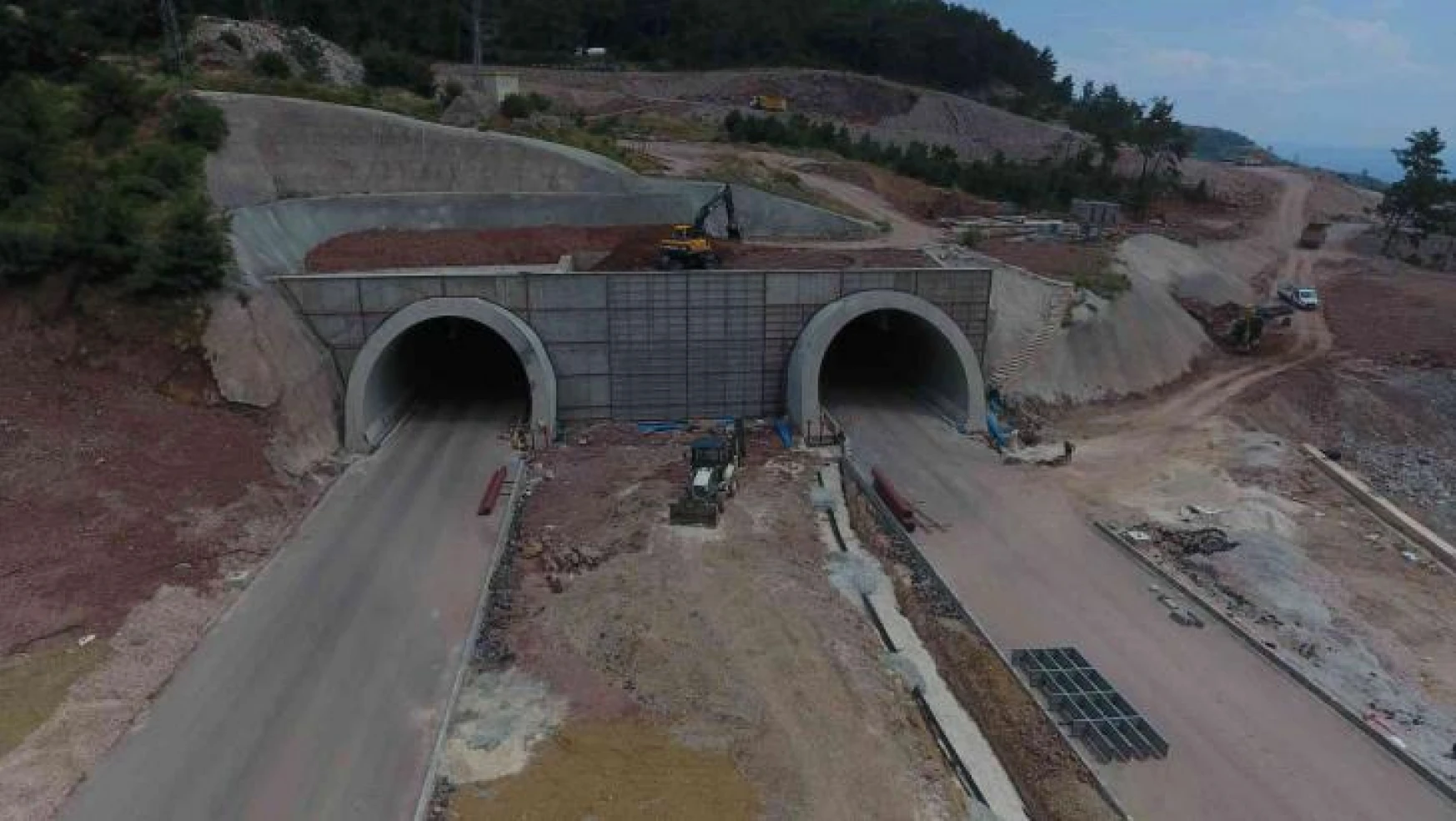 Kazdağları'ndan geçen Assos ve Troya Tünellerinin Ağustos ayında açılması bekleniyor