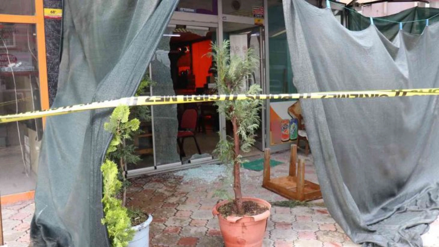 Malatya'da çay ocağında silahlı kavga: 1'i ağır 2 yaralı