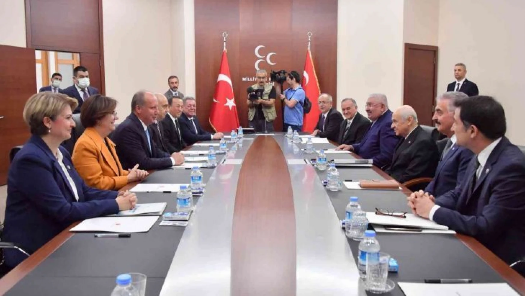 Memleket Partisi Genel Başkanı İnce'den MHP Genel Başkanı Bahçeli'ye ziyaret